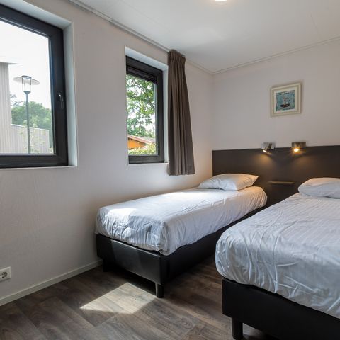 BUNGALOW 6 personnes - Forest Lodge 75 avec bain à remous et sauna