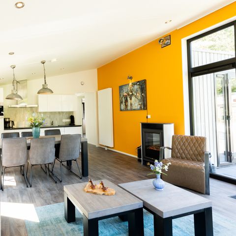 BUNGALOW 6 personnes - Forest Lodge 75 avec bain à remous