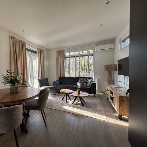 BUNGALOW 4 personnes - Nature Lodge Eco avec bain à remous et sauna