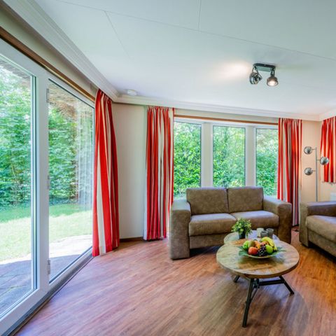 CHALET 4 personnes - (max. 2 adultes)