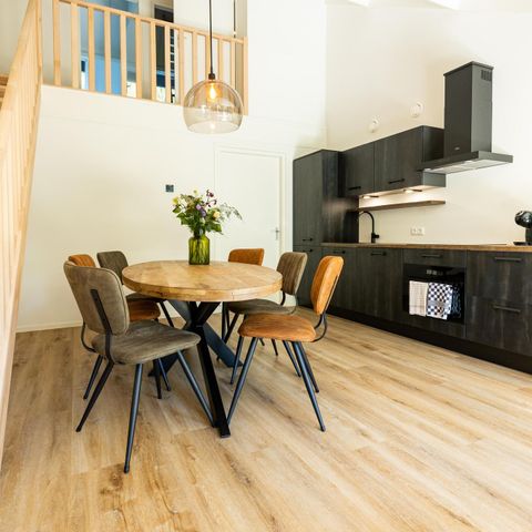 BUNGALOW 6 personnes - Deluxe avec bain à remous