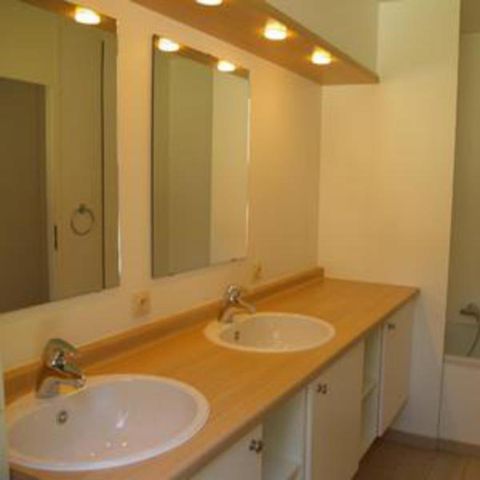 BUNGALOW 8 personnes - Patio