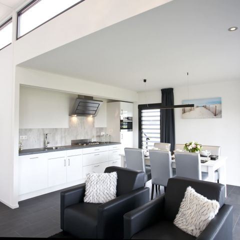 BUNGALOW 6 personnes - Cube Elite