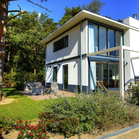 MAISON 8 personnes - Cube Magnifique