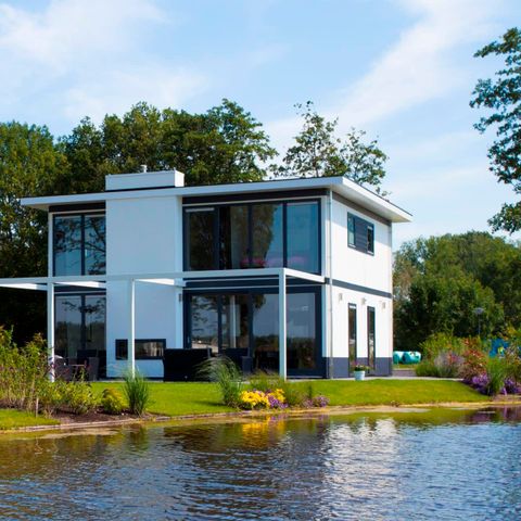 MAISON 8 personnes - Cube Magnifique