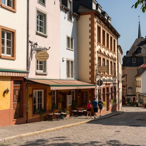 HÉBERGEMENT INSOLITE 2 personnes - Petite maison avec bain à remous