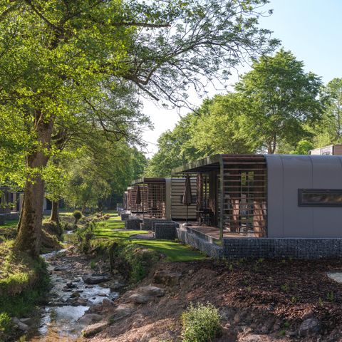 LODGE 2 personnes - Notre Wellness avec bain à remous et sauna
