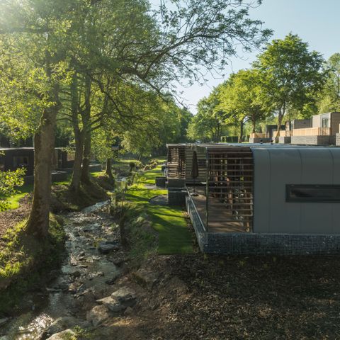 LODGE 2 personnes - Notre Wellness avec bain à remous et sauna