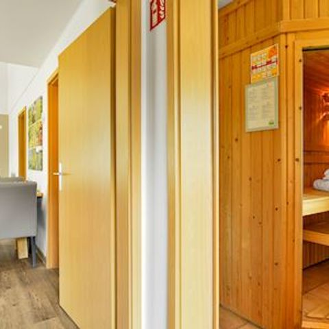 BUNGALOW 2 personnes - 2L