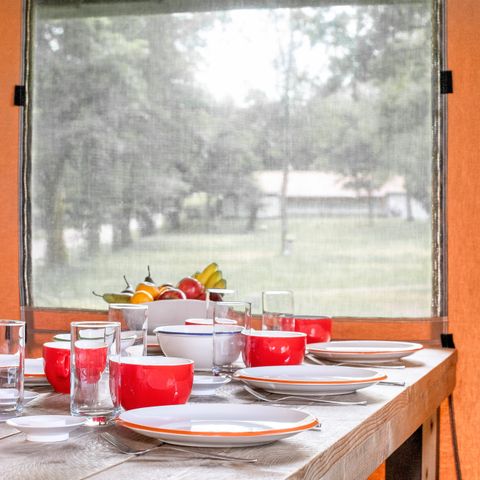 TENTE 6 personnes - 6ST