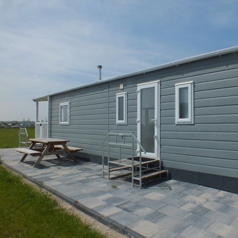 MOBILHOME 4 personnes - avec terrasse sans vue sur l'eau