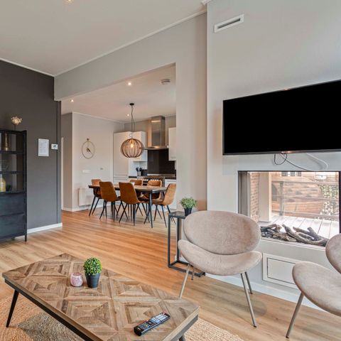 BUNGALOW 6 personnes - Lodge Royal Wellness (bain à remous)