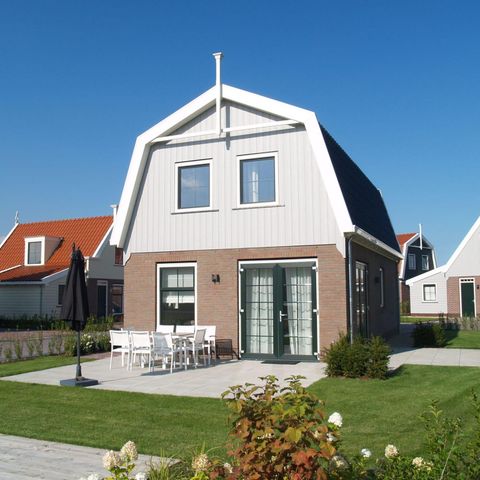 BUNGALOW 8 personnes - Tour de jeu