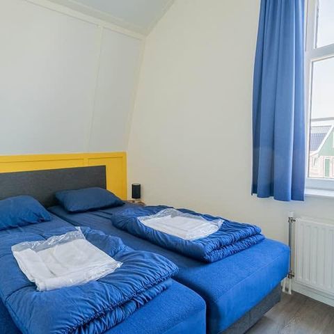 BUNGALOW 8 personnes - Tour de jeu