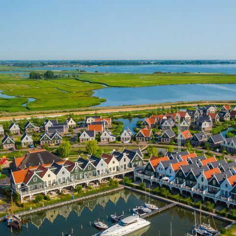 MAISON 12 personnes - Pièce commutée