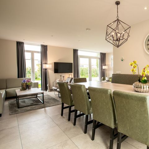 MAISON 12 personnes