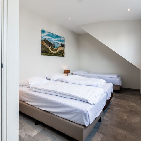MAISON 12 personnes