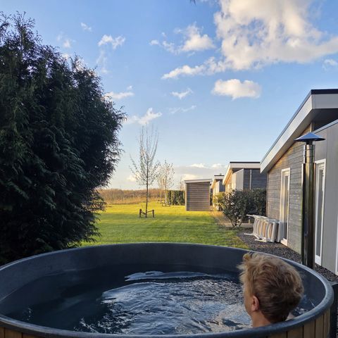 CHALET 6 personnes - Ravenbosch - Cheminée d'ambiance et bain à remous