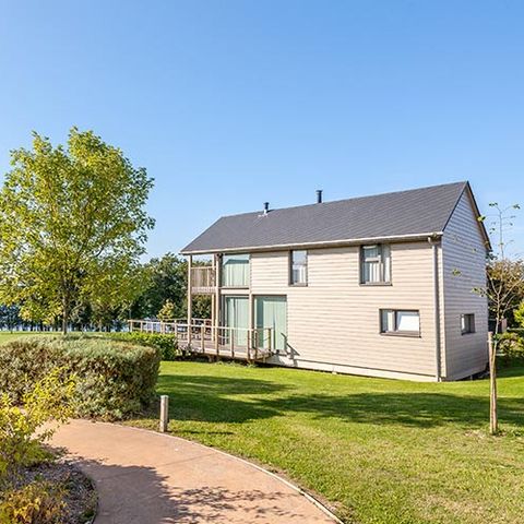 MAISON 6 personnes