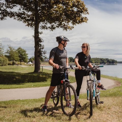 Golden Lakes Village - Camping Hainaut - Image N°4