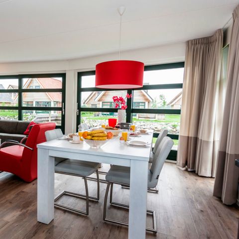 BUNGALOW 8 personnes - 8C1 Confort