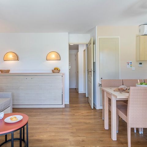 Appartement 6 personnes - 1 chambre - 1 alcôve - Terrasse - Climatisé - Rénové