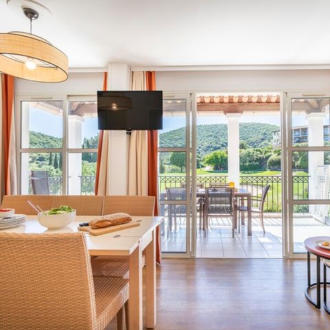 Appartement 6 personnes - 1 chambre - 1 alcôve - Terrasse - Climatisé - Rénové