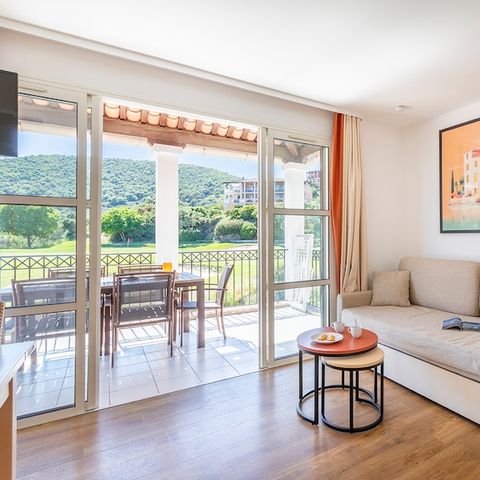 Appartement 6 personnes - 1 chambre - 1 alcôve - Terrasse - Climatisé - Rénové