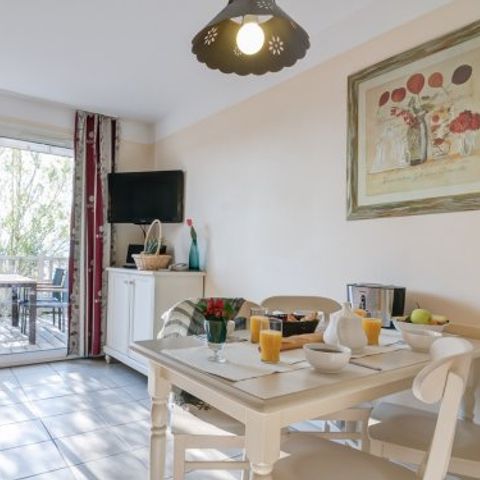Maison 5 personnes - Maison 5 personnes - 1 chambre - Terrasse spacieuse (RUMM5P)