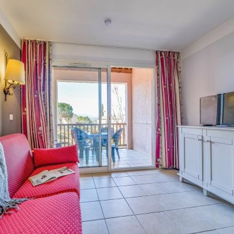 Studio 4 personnes - Appartement 4 personnes - 1 chambre - Terrasse ou balcon - environ 35 m² (RUL24)