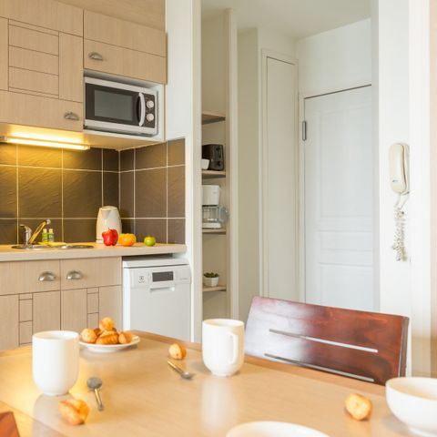 STUDIO 4 personnes - 1 alcôve - Vue mer