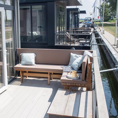 LODGE 4 personnes - Pavillon d'eau