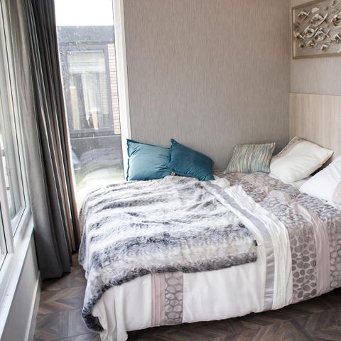 LODGE 4 personnes - Pavillon d'eau