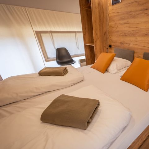 TENTE TOILE ET BOIS 4 personnes - Tente Glamping Bord de mer Luxe