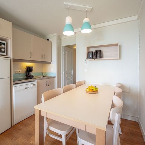 Appartement 6 personnes - 1 chambre - 1 coin - Nuit - Climatisation - Terrasse ou balcon