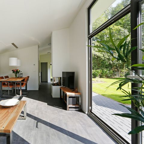 BUNGALOW 4 personnes - Lodge forestier avec sauna et bain à remous privés