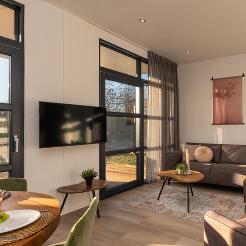 BUNGALOW 4 personnes - Bird Lodge avec bain à remous