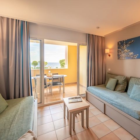 Appartement 4 personnes - 1 chambre - Terrasse ou balcon - Vue sur la mer - Climatisé