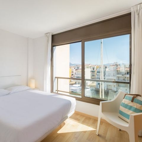 APPARTEMENT 5 personnes - 1 chambre + 1 coin nuit