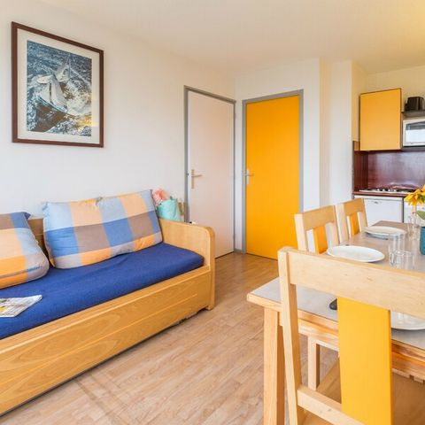Appartement 6 personnes - 1 chambre - 1 coin - Nuit - Balcon