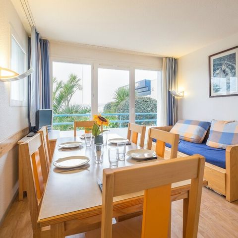 Appartement 6 personnes - 1 chambre - 1 coin - Nuit - Balcon