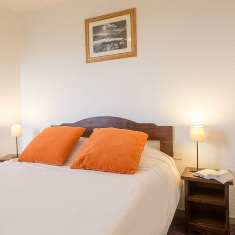 APPARTEMENT 6 personnes - 1 chambre + 1 coin nuit