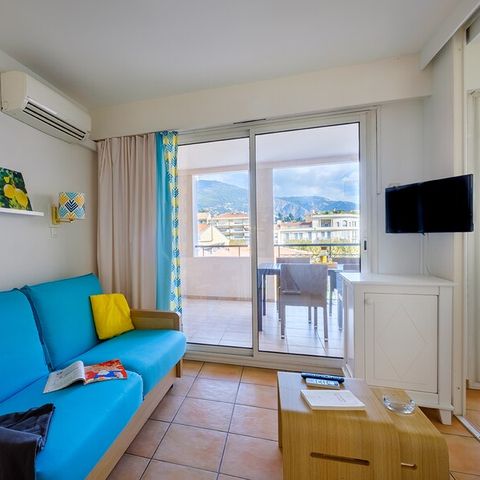 STUDIO 4 personnes - 1 Coint nuit - Balcon - Vue Jardin
