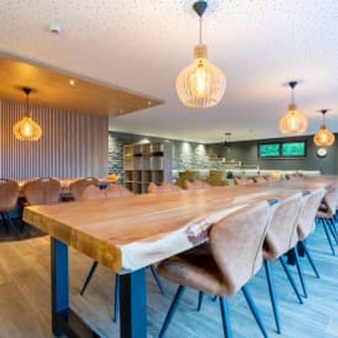 MAISON 24 personnes - Gite DDS