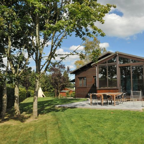 MAISON 9 personnes - Arbre Dressé