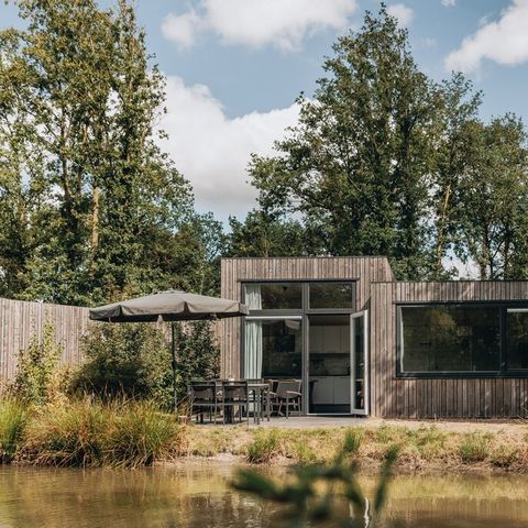 LODGE 4 personnes - Pavillon d'eau