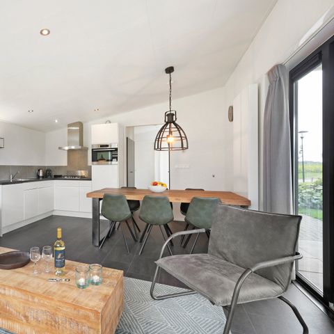 BUNGALOW 6 personnes - 4-6C Comfort (max. 4 adultes)