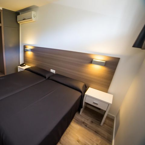 APPARTEMENT 4 personnes - 1 CHAMBRE - VUE MER - TERRASSE