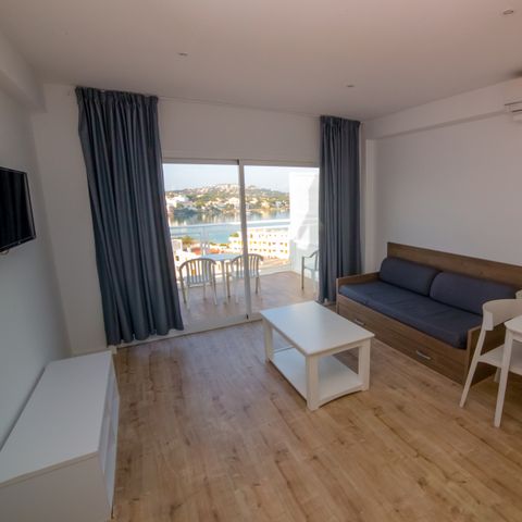 APPARTEMENT 4 personnes - 1 CHAMBRE - VUE MER - TERRASSE