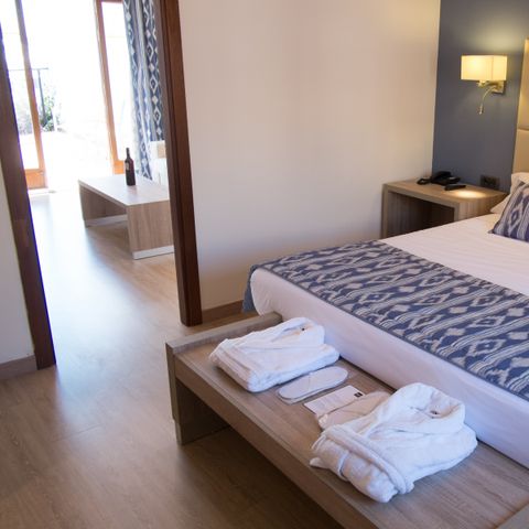 Chambre 2 personnes - Suite supérieure - Rooftop - Vue mer - Petit-déjeuner inclus